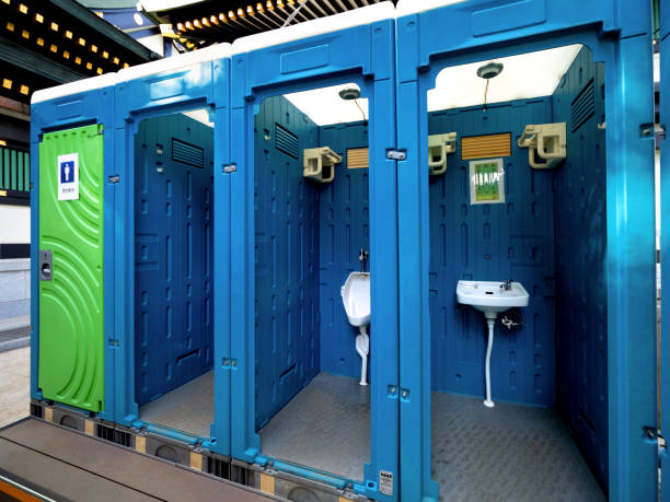 Porta potty rental for outdoor events in Clearwater, KS
